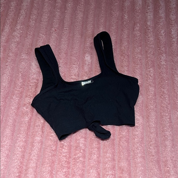 Bombshell Sportswear Black Knotted Sports Bra - Picture 2 of 2